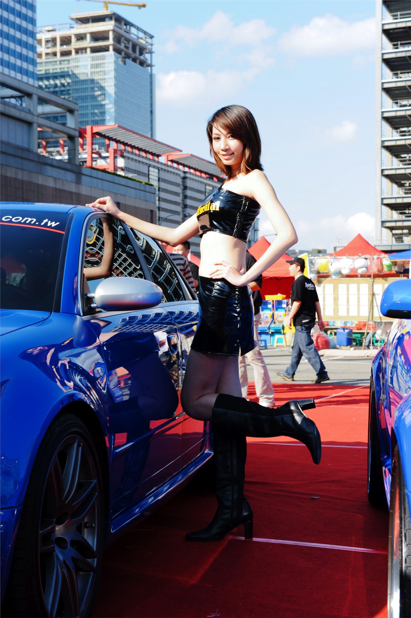 [展场] 2012AudiRoad Showgirl 国产美女模特写真套图